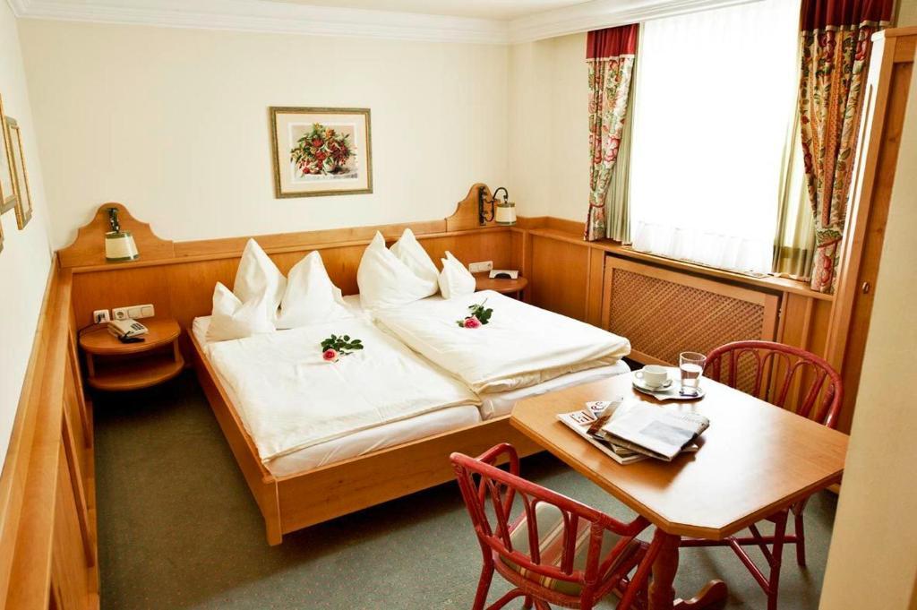 Hotel Lindner Vöcklabruck Cameră foto